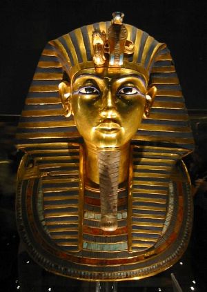Tutankhamun New World Encyclopedia