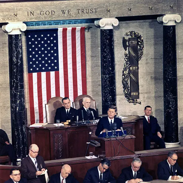 File JFK delivers State of the Union Address, 14 January 1963.jpg