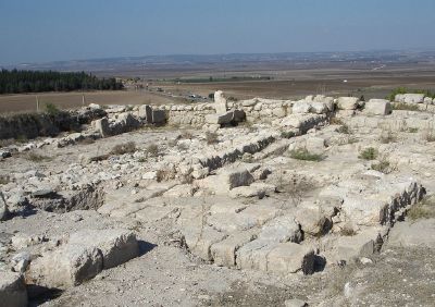 Tel Megiddo - New World Encyclopedia